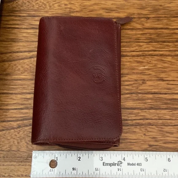 Italian Leather Wallet Dark Red, many compartments, functional, nice condition - Picture 13 of 14